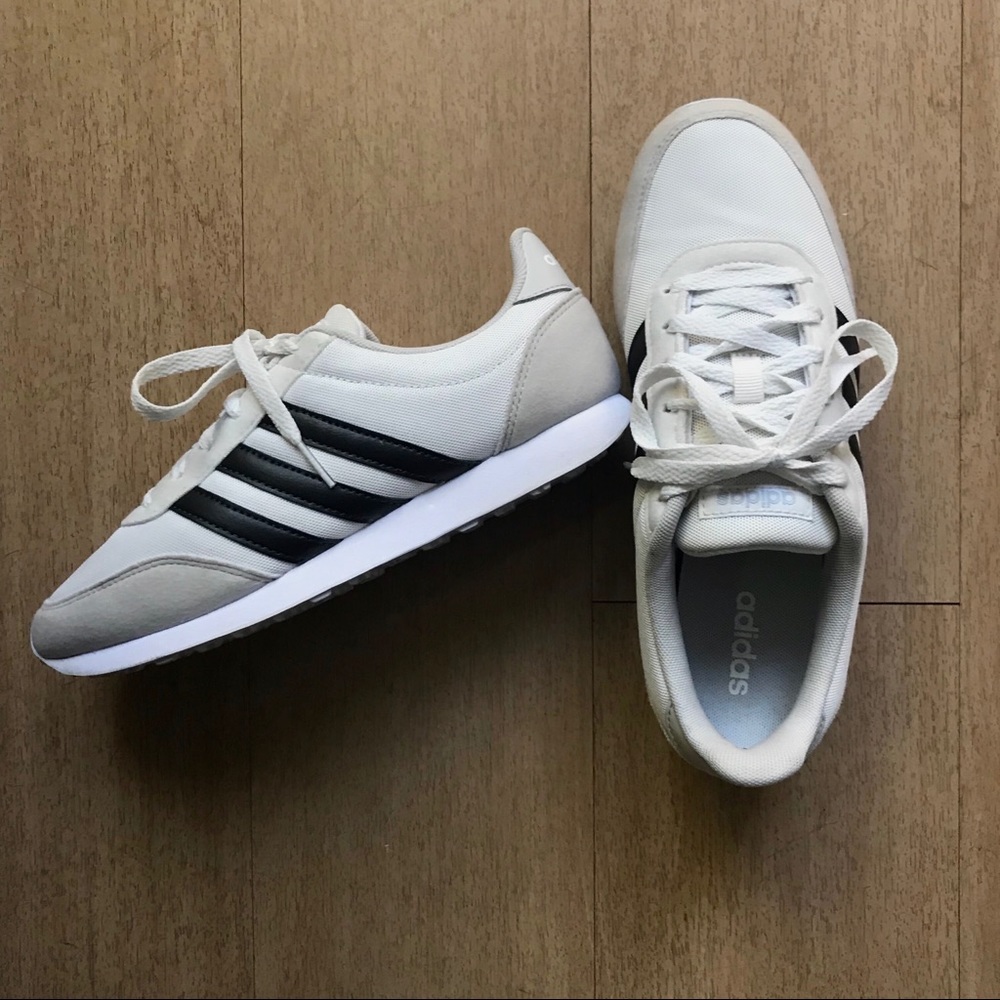 🔥SALE: Adidas V Racer White & Tan - Like New!!!🔥